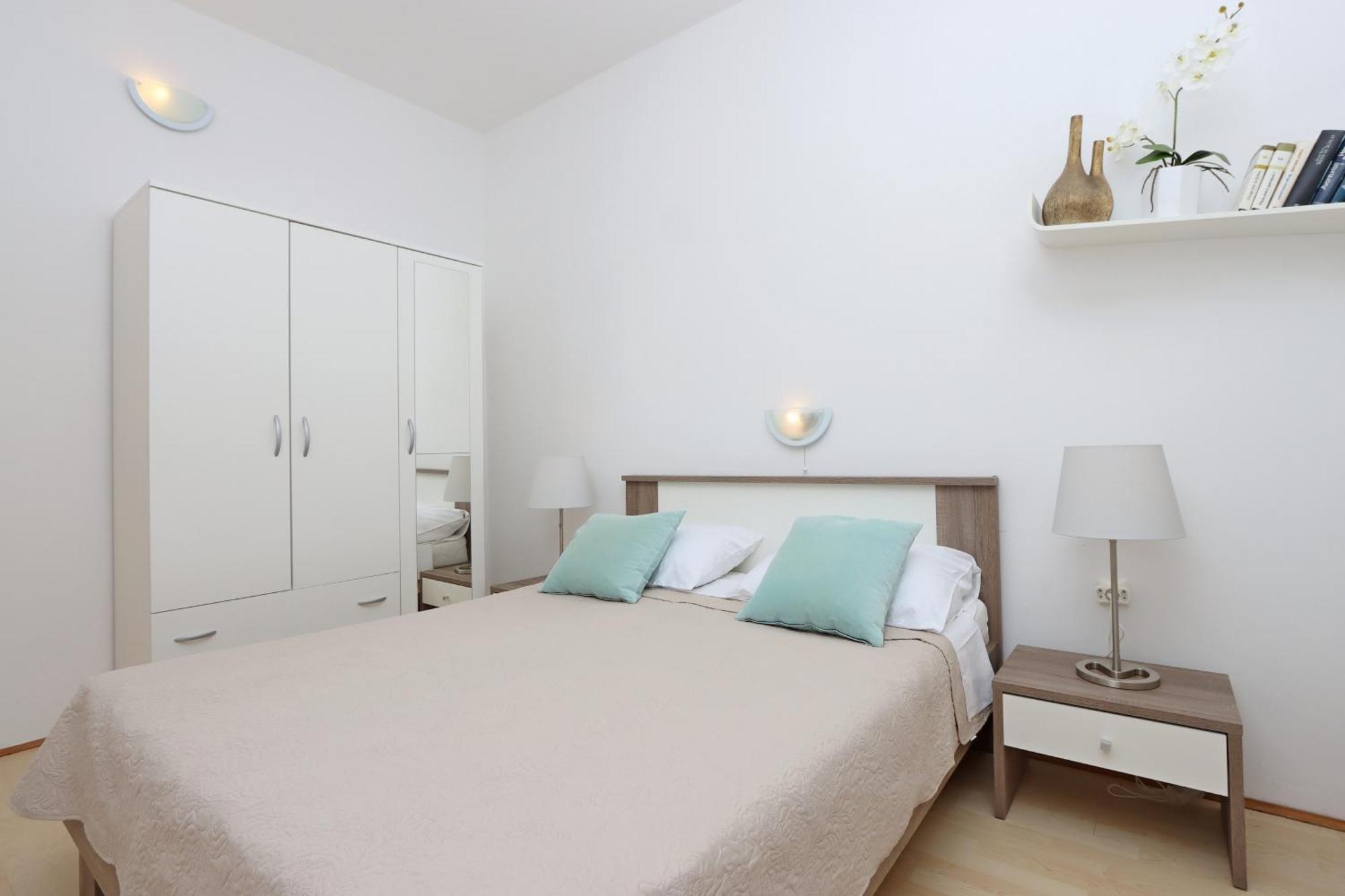 Apartments With A Parking Space Kornic, Krk - 415 Chambre photo