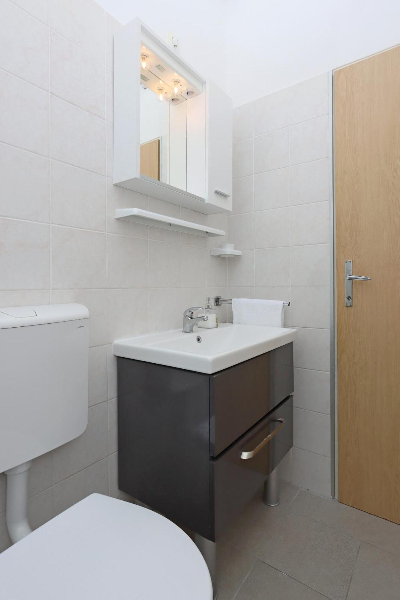 Apartments With A Parking Space Kornic, Krk - 415 Chambre photo